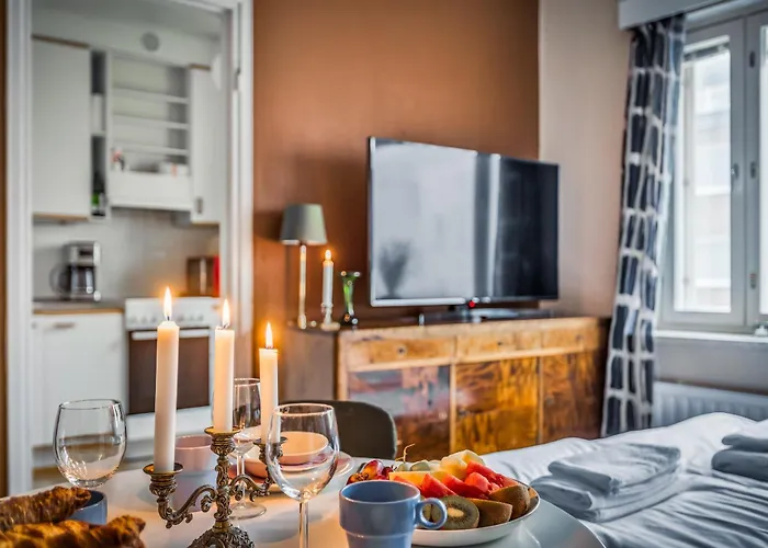 Vibrant And Central W Netflix, Wifi, 200M Tram And Bus